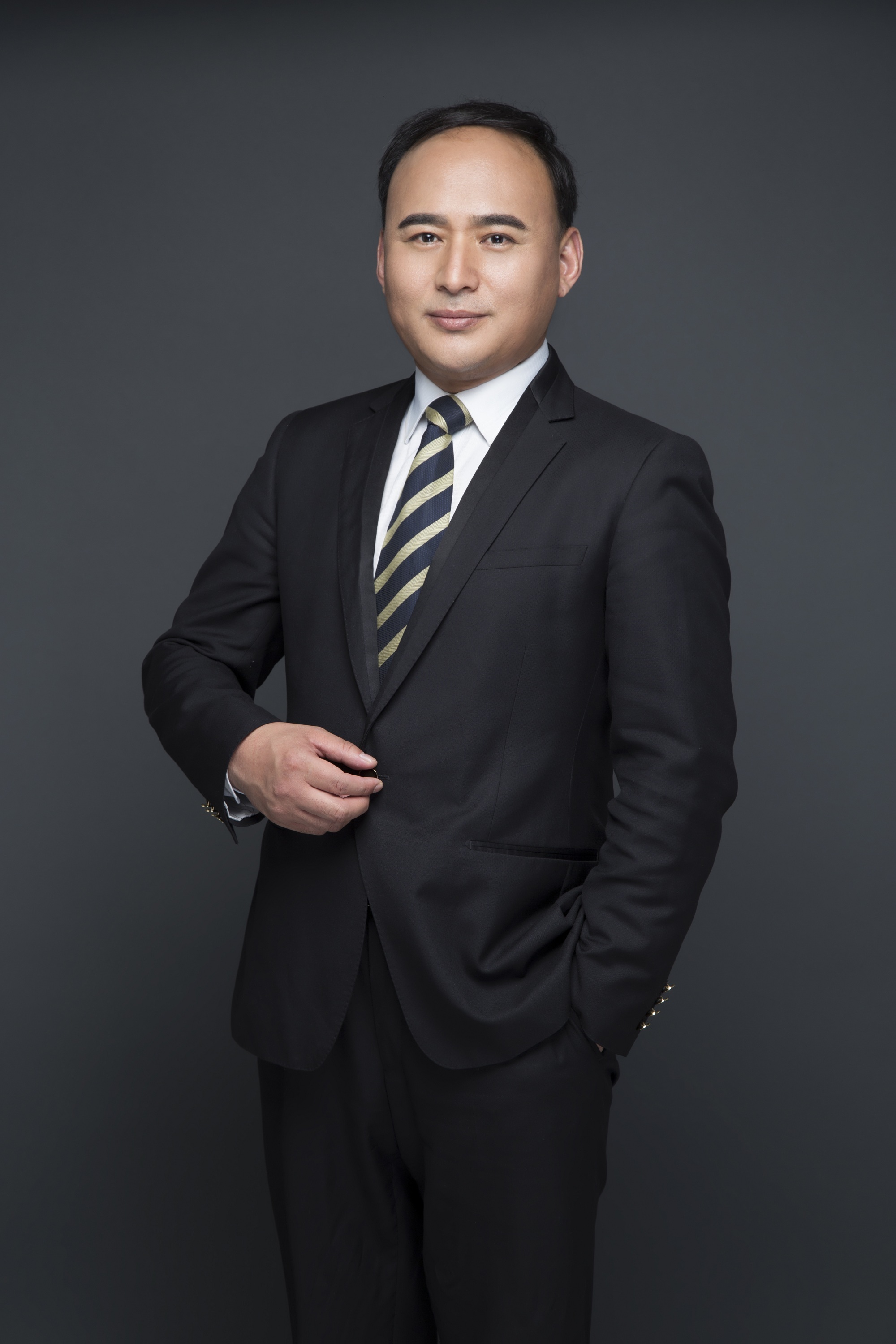 吴埂珐 调色与视觉增强负责人